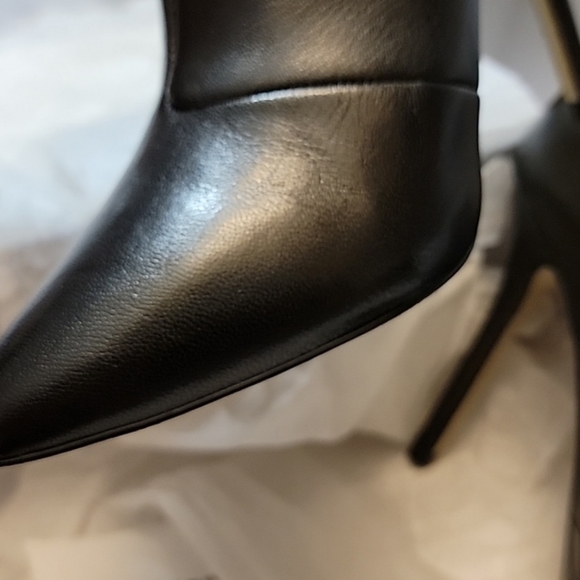 Boutique 9 Booties in Black -Size 6 1/2 - Picture 6 of 8